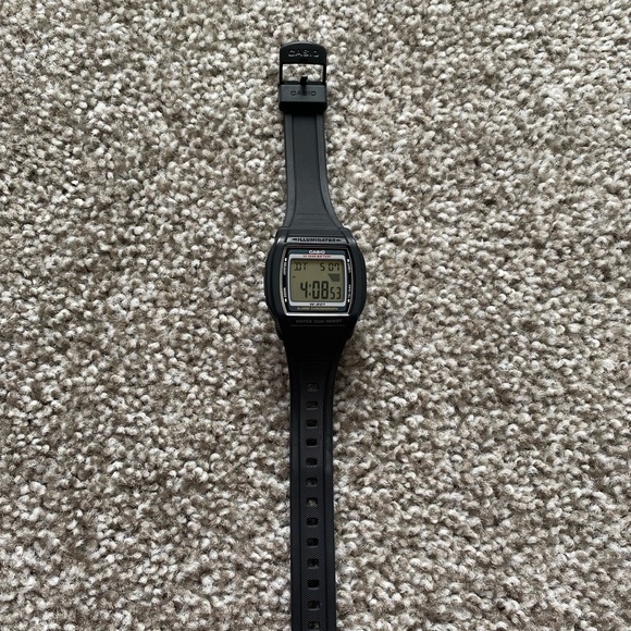 Casio Illuminator Watch Water Resist Black Digital - Picture 3 of 5